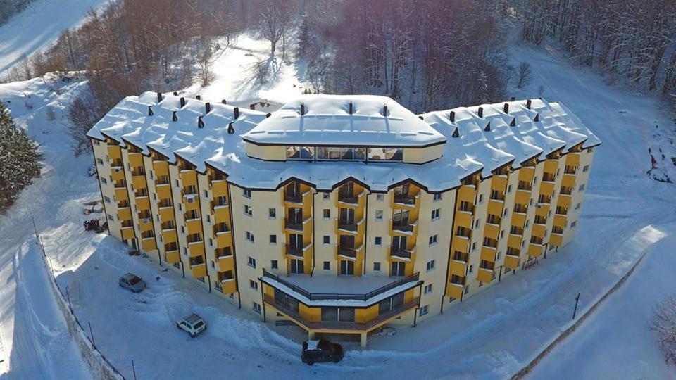Andrey Apartment Mavrovo Buitenkant foto