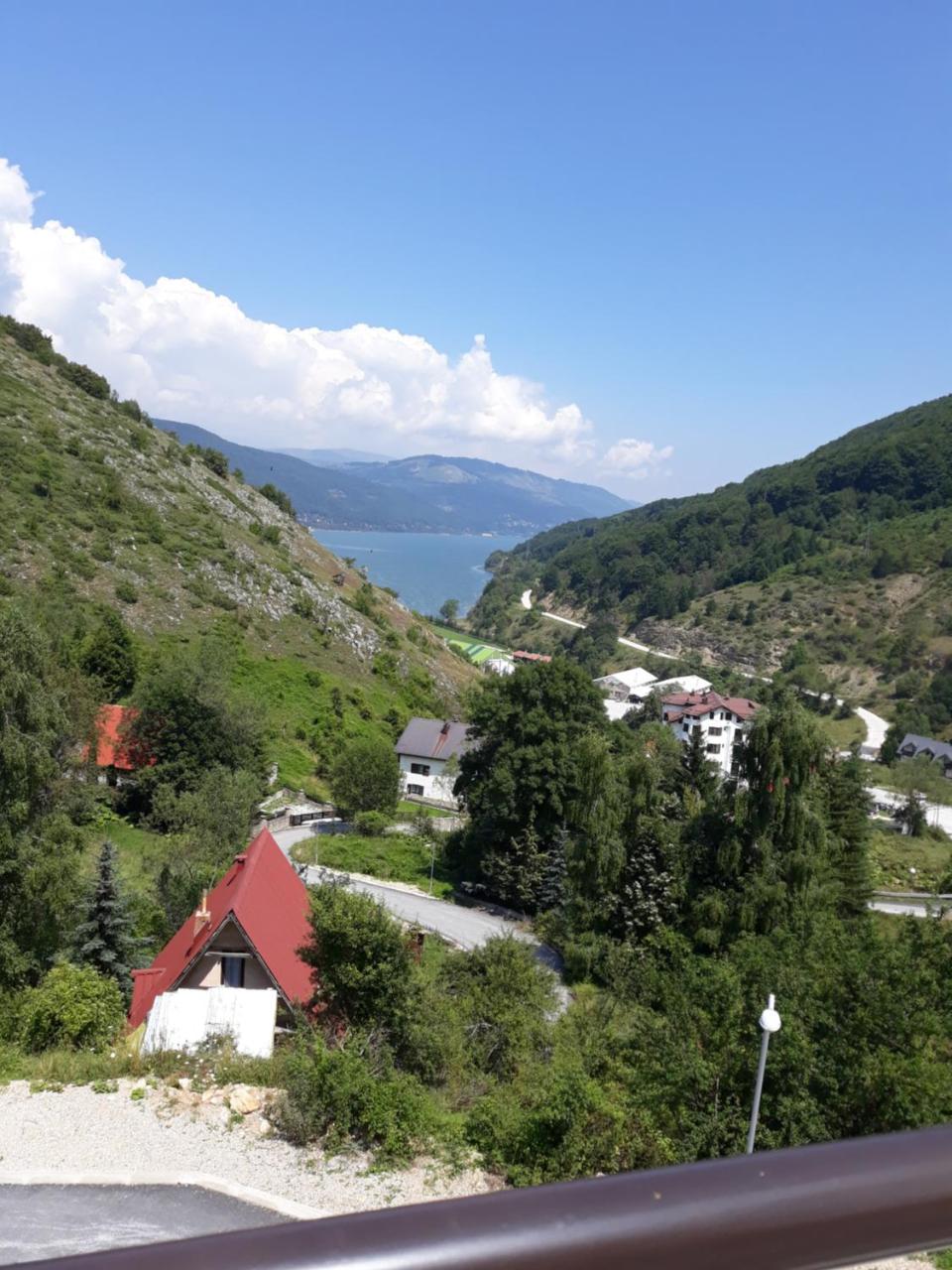 Andrey Apartment Mavrovo Buitenkant foto